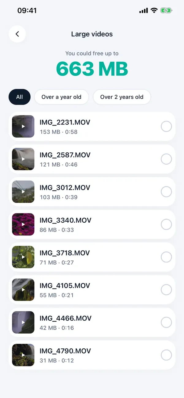 Danh sách Large videos của Minivid: có thể giải phóng đến 663 MB, với bộ lọc tất cả video, video hơn một năm tuổi và hơn hai năm tuổi