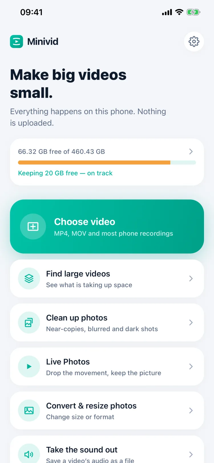 Màn hình chính của Minivid với thanh dung lượng, nút Chọn video và danh sách công cụ