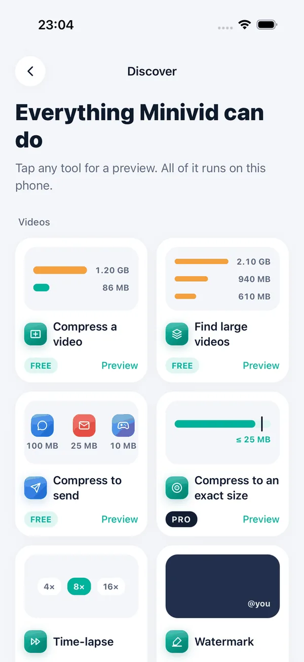 Màn hình Khám phá của Minivid (giao diện tiếng Anh) với các ô Compress a video, Find large videos, Compress to send, Compress to an exact size, Time-lapse 4x 8x 16x và Watermark